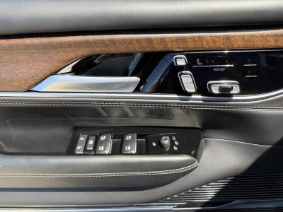 2025 Jeep Grand Wagoneer 4x4
