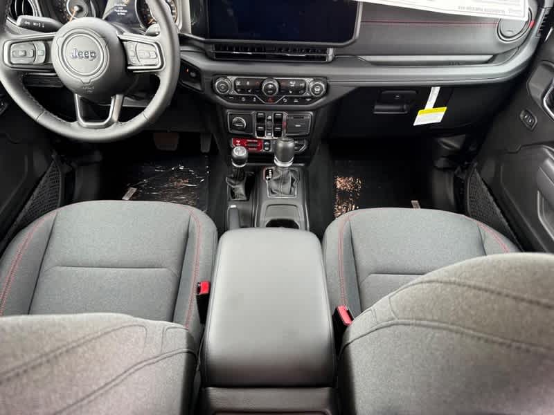 2025 Jeep Gladiator RUBICON 4X4