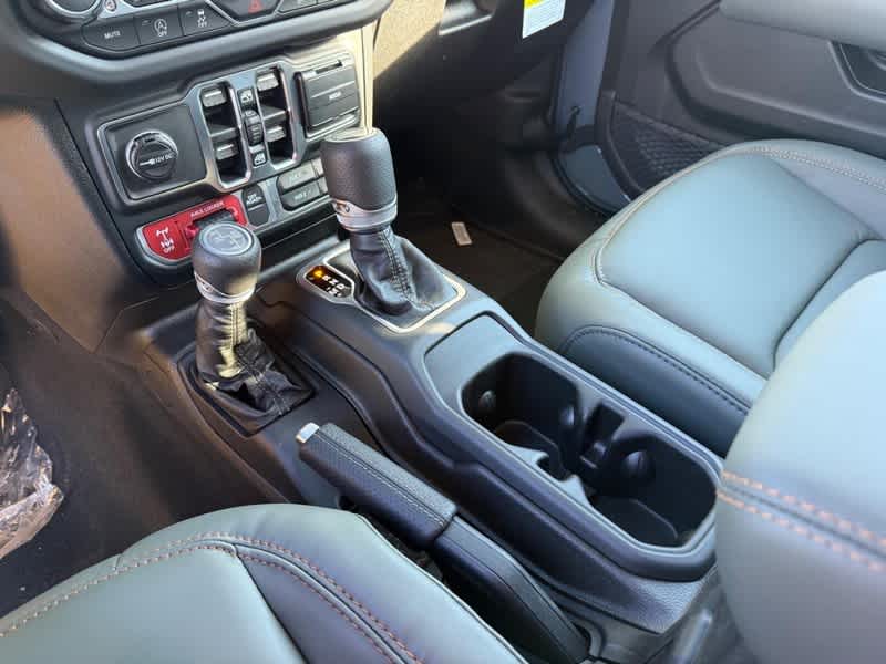 2026 Jeep Gladiator MOJAVE X 4X4