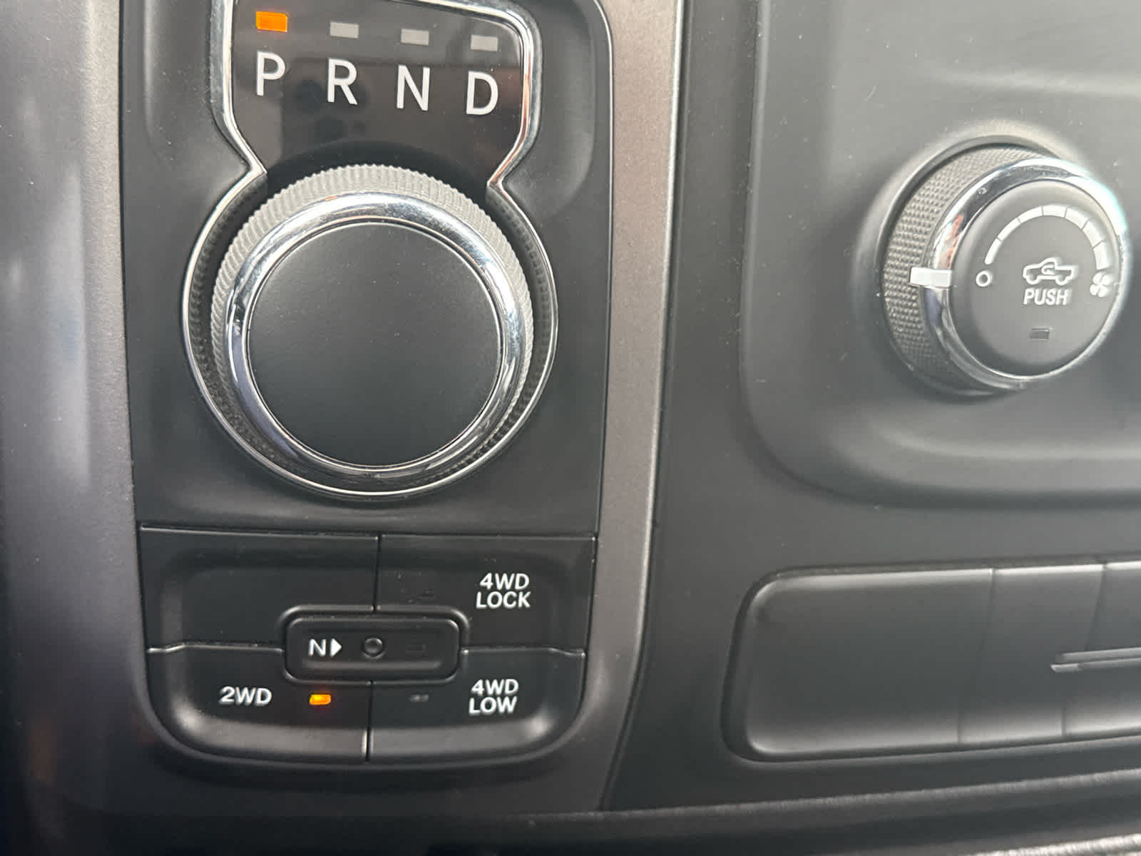 2024 RAM 1500 Classic Warlock Crew Cab 4x4 5'7' Box