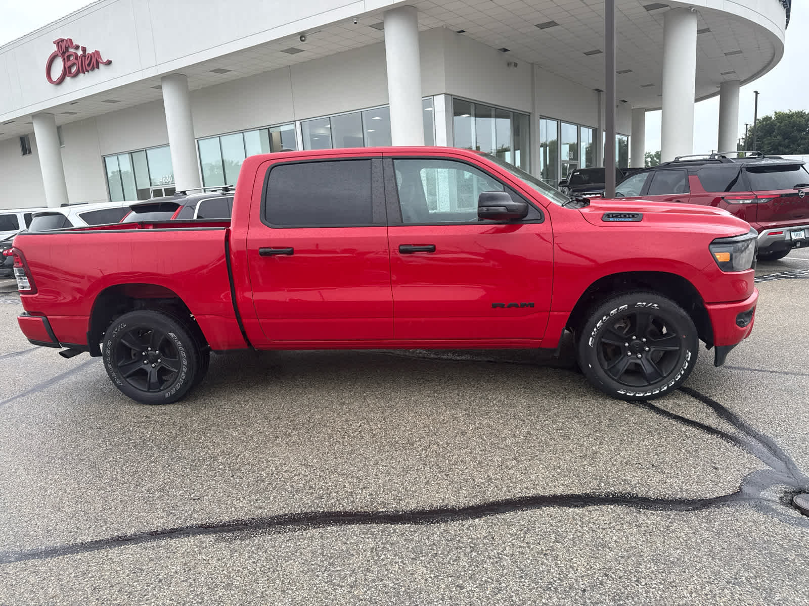 2023 RAM 1500 Big Horn - 4x4 Crew Cab 57 Box