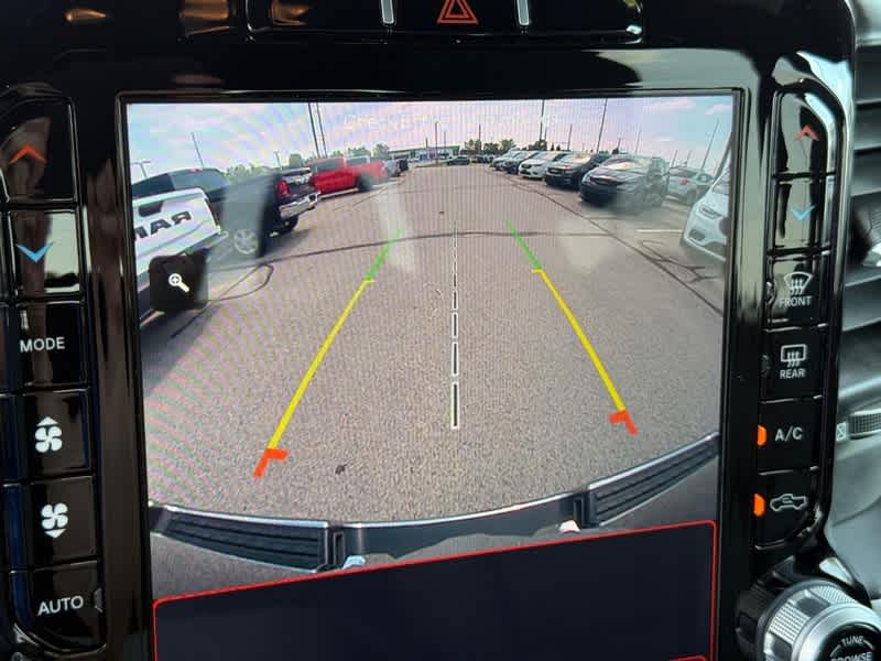 2023 RAM 1500 Big Horn Crew Cab 4x4 5'7' Box