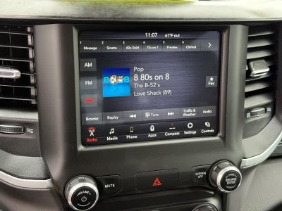 2020 RAM 1500 Big Horn Crew Cab 4x4 5'7' Box