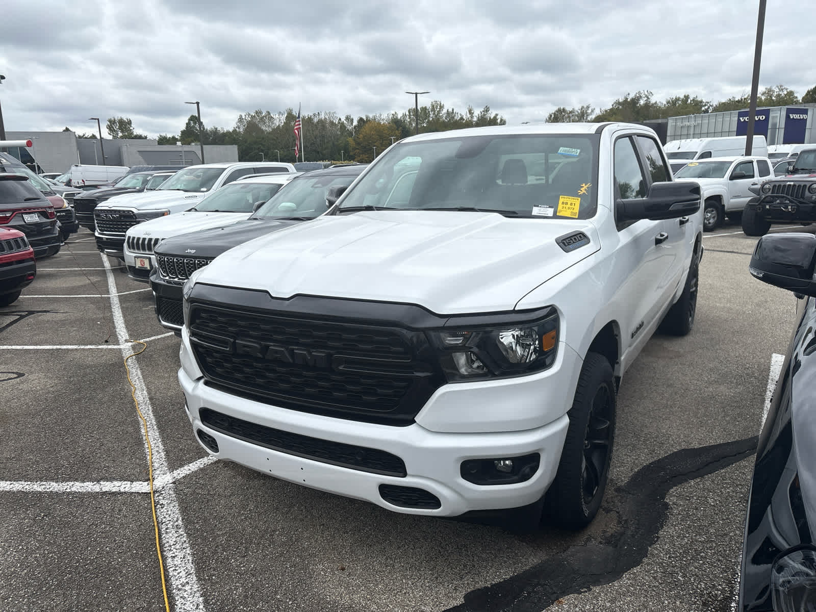 2024 RAM 1500 Big Horn Crew Cab 4x4 5'7' Box