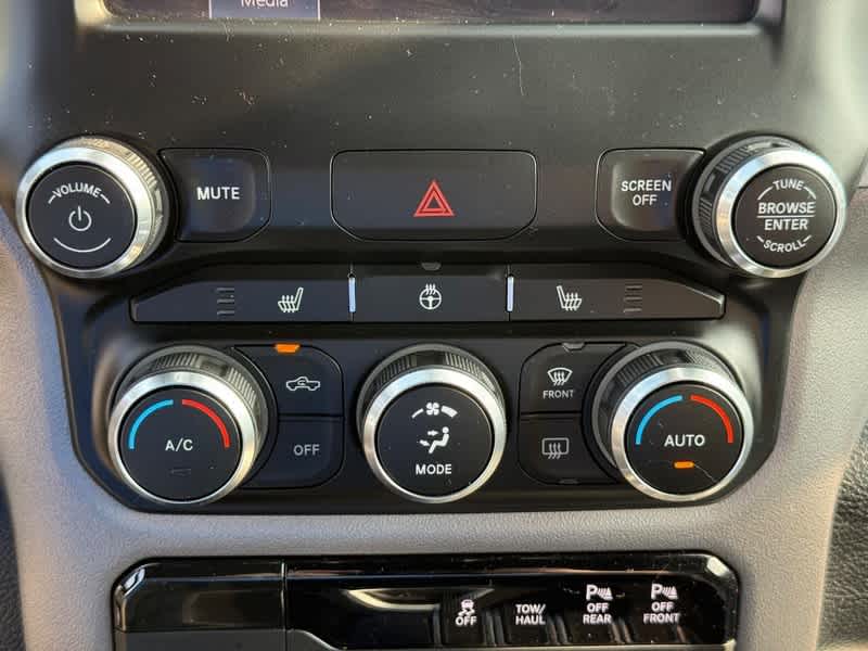 2023 RAM 1500 Big Horn Crew Cab 4x4 5'7' Box