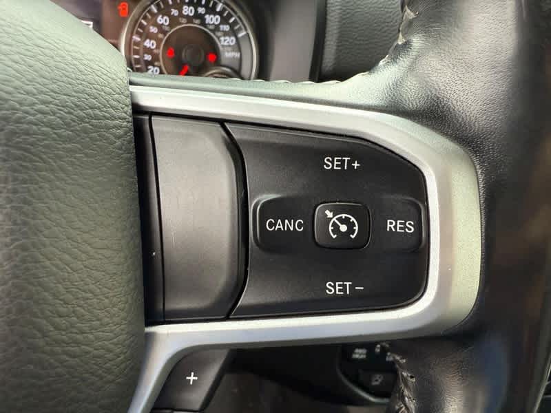 2020 RAM 1500 Big Horn Crew Cab 4x4 5'7' Box