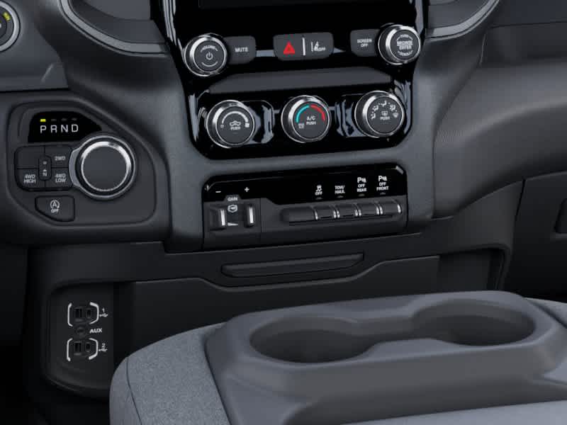 2026 RAM 1500 RAM 1500 EXPRESS CREW CAB 4X4 5'7' BOX