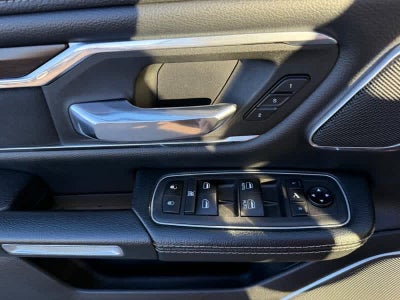 2021 RAM 1500 Laramie Crew Cab 4x4 5'7' Box