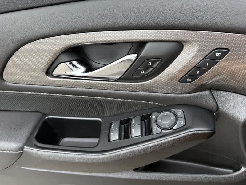 2023 Chevrolet Traverse AWD Premier