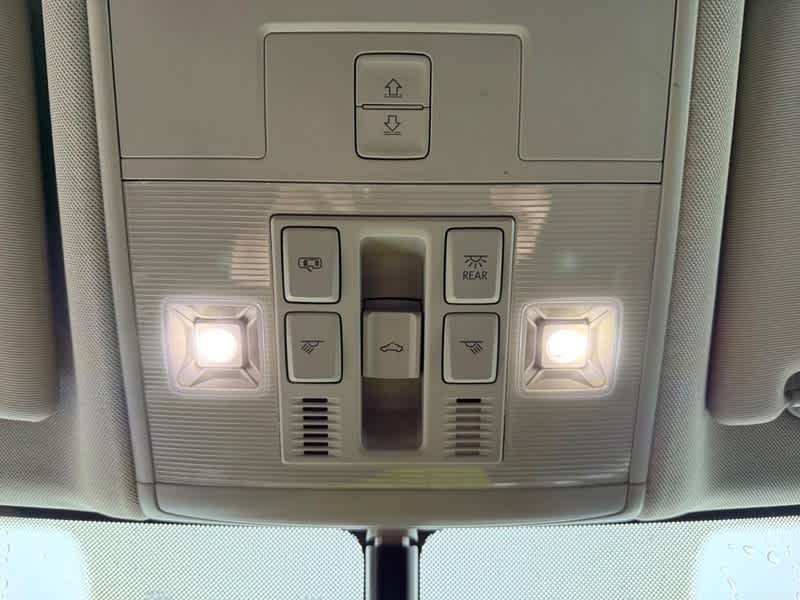 2021 Volkswagen Atlas 3.6L V6 SE w/Technology R-Line