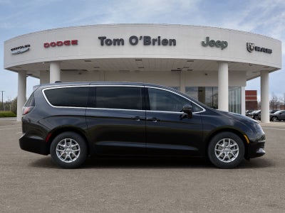 2027 Chrysler Pacifica LX