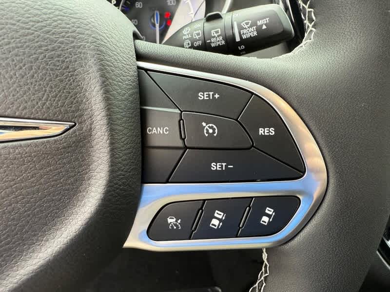 2026 Chrysler Voyager LX