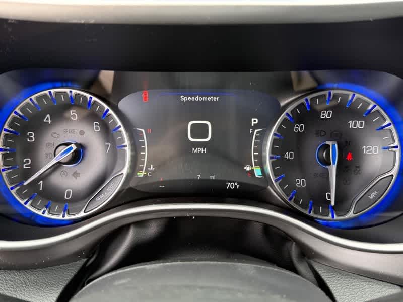 2026 Chrysler Voyager LX