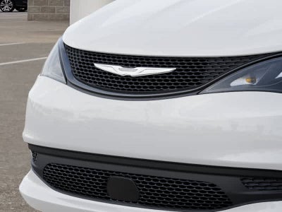 2027 Chrysler Pacifica LX