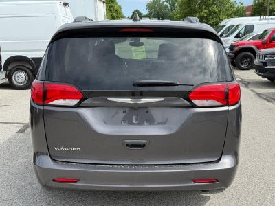 2021 Chrysler Voyager LXI