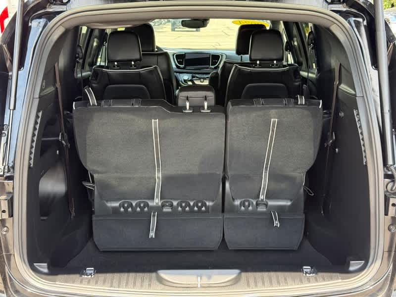 2024 Chrysler Pacifica Limited