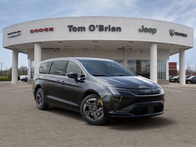 2027 Chrysler Pacifica LIMITED