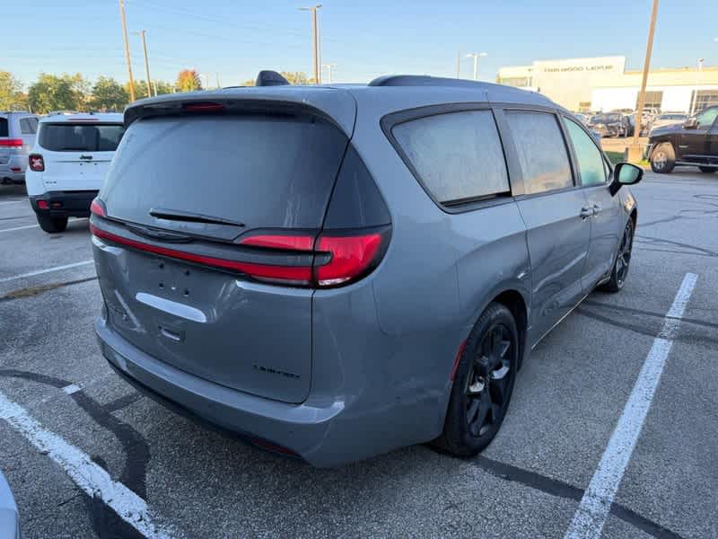 2025 Chrysler Pacifica Limited