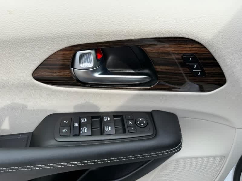 2024 Chrysler Pacifica Limited