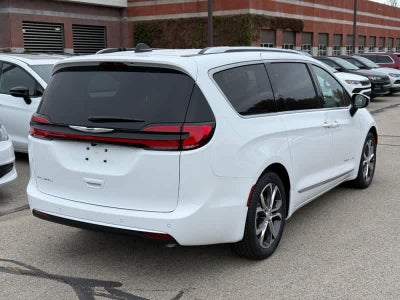 2026 Chrysler Pacifica PINNACLE