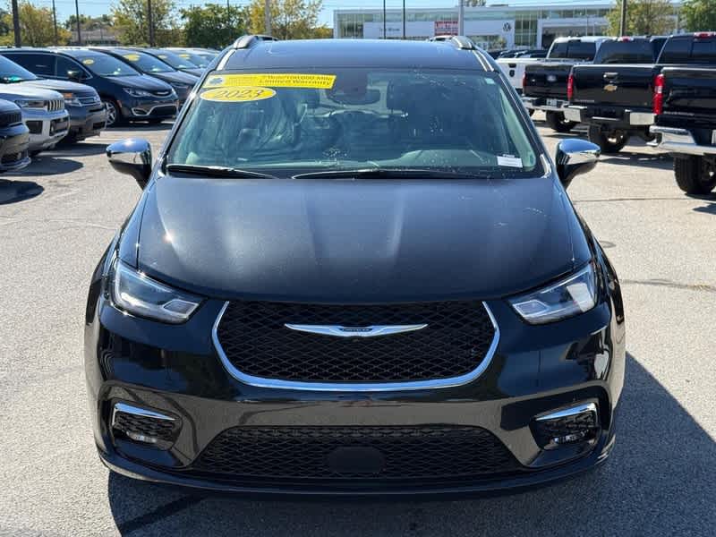 2023 Chrysler Pacifica Limited AWD