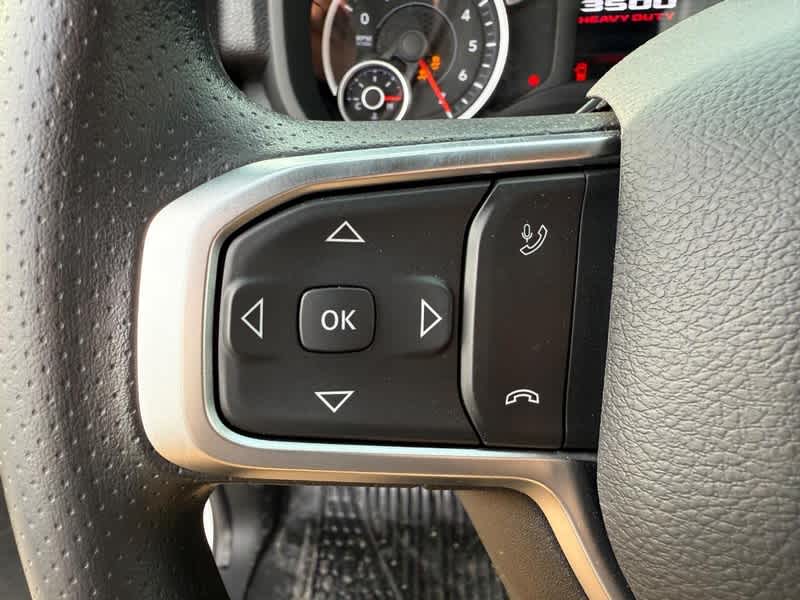 2026 RAM 3500 RAM 3500 TRADESMAN CREW CAB 4X4 6'4' BOX