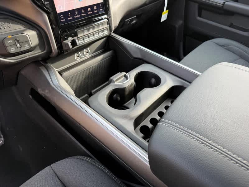 2026 RAM 3500 RAM BIG HORN CREW CAB 4X4 6'4' BOX