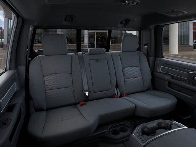2027 RAM 3500 RAM BIG HORN CREW CAB 4X4 6'4' BOX