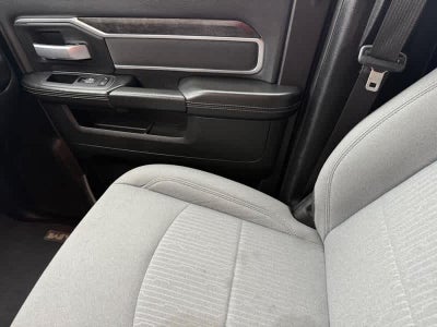 2024 RAM 3500 Big Horn Crew Cab 4x4 8' Box