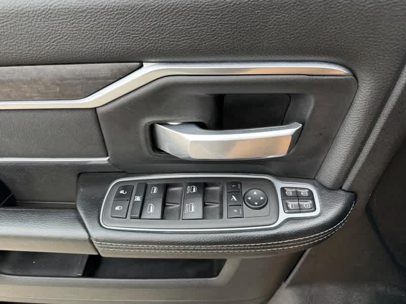 2024 RAM 3500 Big Horn Crew Cab 4x4 8' Box