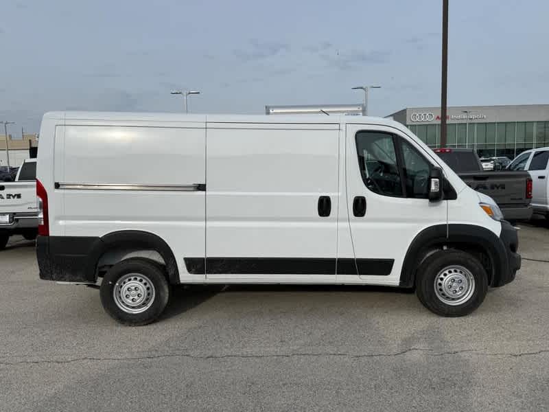 2026 RAM ProMaster LOW ROOF 136' WB