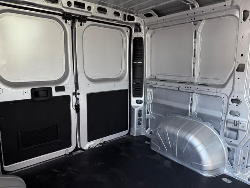 2025 RAM ProMaster LOW ROOF 118' WB