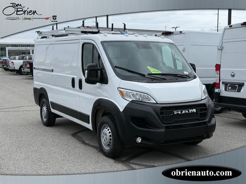 2025 RAM ProMaster LOW ROOF 136' WB