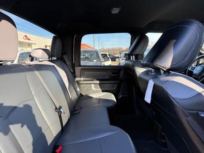 2025 RAM 2500 Tradesman Crew Cab 4x4 6'4' Box