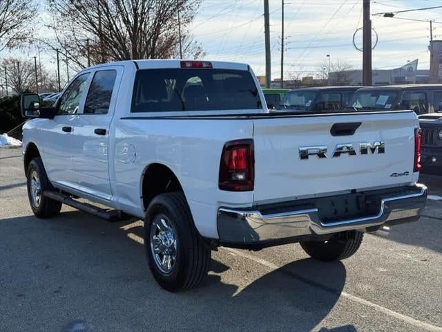 2025 RAM 2500 Tradesman Crew Cab 4x4 6'4' Box