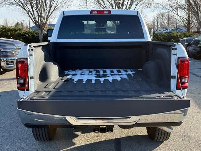 2025 RAM 2500 Tradesman Crew Cab 4x4 6'4' Box