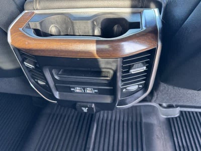 2022 RAM 2500 Laramie Crew Cab 4x4 6'4' Box