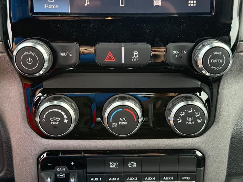 2026 RAM 4500 Chassis Cab RAM 4500 TRADESMAN CHASSIS CREW CAB 4X4 60' CA