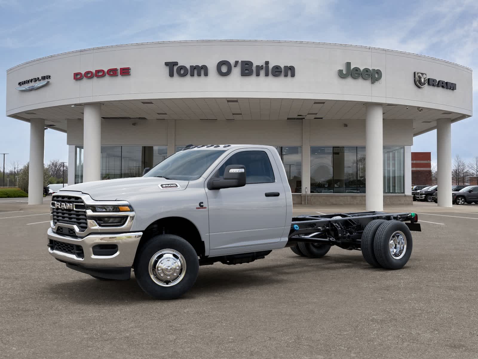 2026 RAM 3500 Chassis Cab RAM 3500 TRADESMAN CHASSIS REGULAR CAB 4X4 84' CA