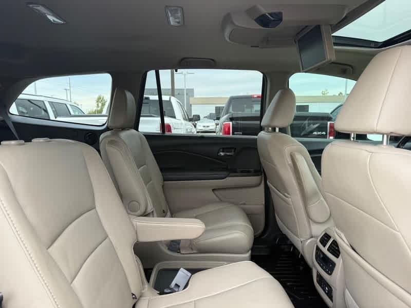 2021 Honda Pilot AWD Touring 7 Passenger