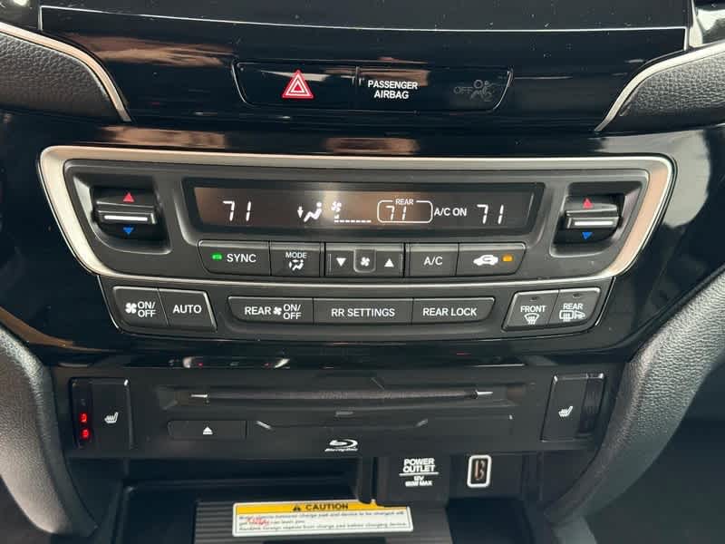 2021 Honda Pilot AWD Touring 8 Passenger
