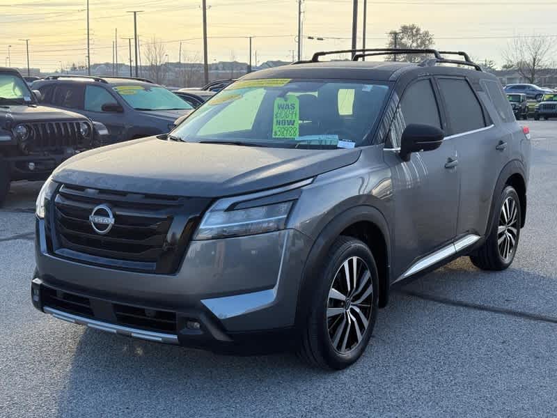 2024 Nissan Pathfinder Platinum 4WD