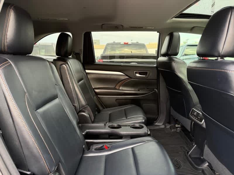 2016 Toyota Highlander XLE V6