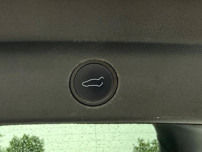 2023 Tesla Model Y Base