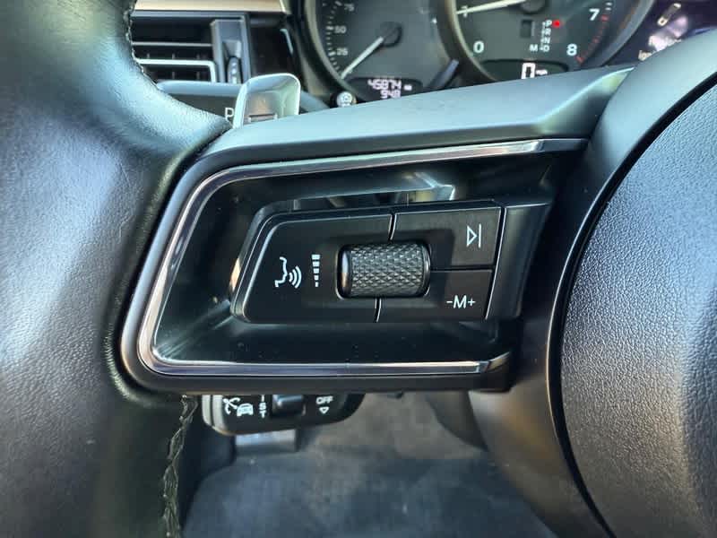 2023 Porsche Macan T