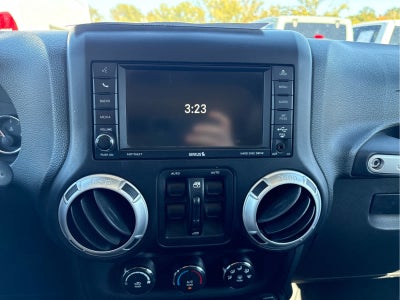 2012 Jeep Wrangler Unlimited Sahara