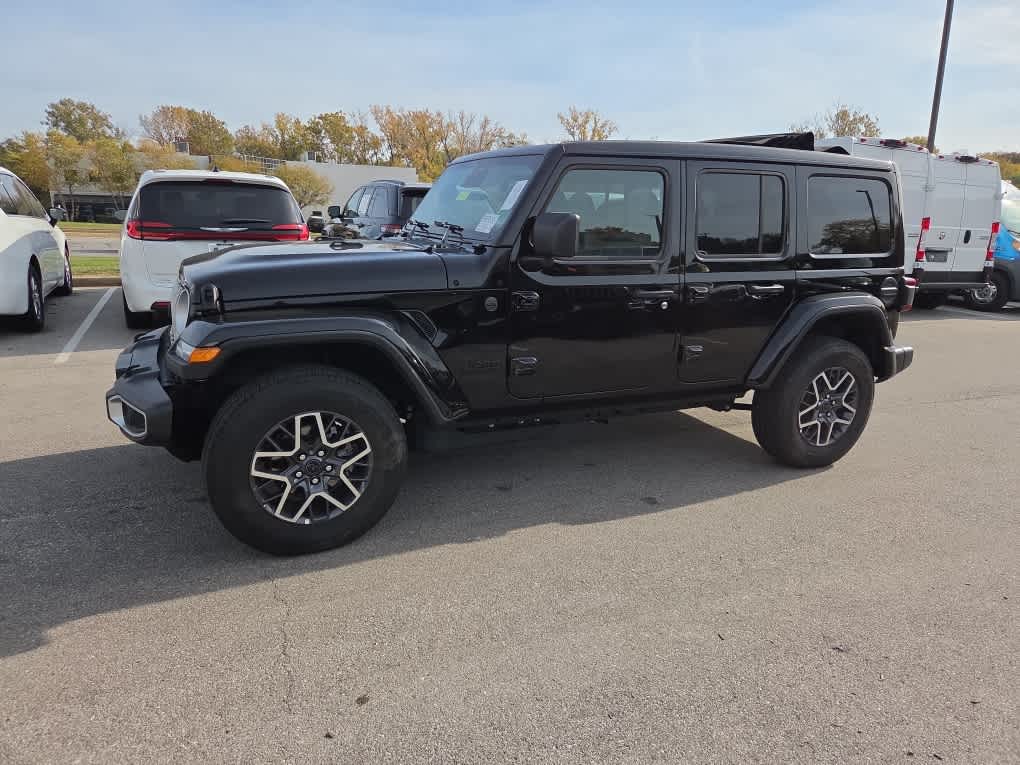 2026 Jeep Wrangler 4-Door Sahara 4x4