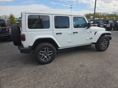 2026 Jeep Wrangler 4-Door Sahara 4x4