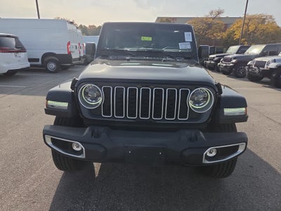 2026 Jeep Wrangler 4-Door Sahara 4x4