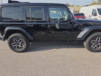 2026 Jeep Wrangler 4-Door Sahara 4x4